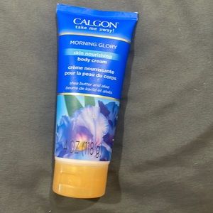 She’s butter with aloe lotion NEVER USED